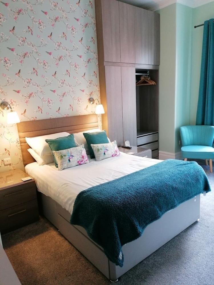 Edendale House Bed & Breakfast Саутпорт Екстериор снимка