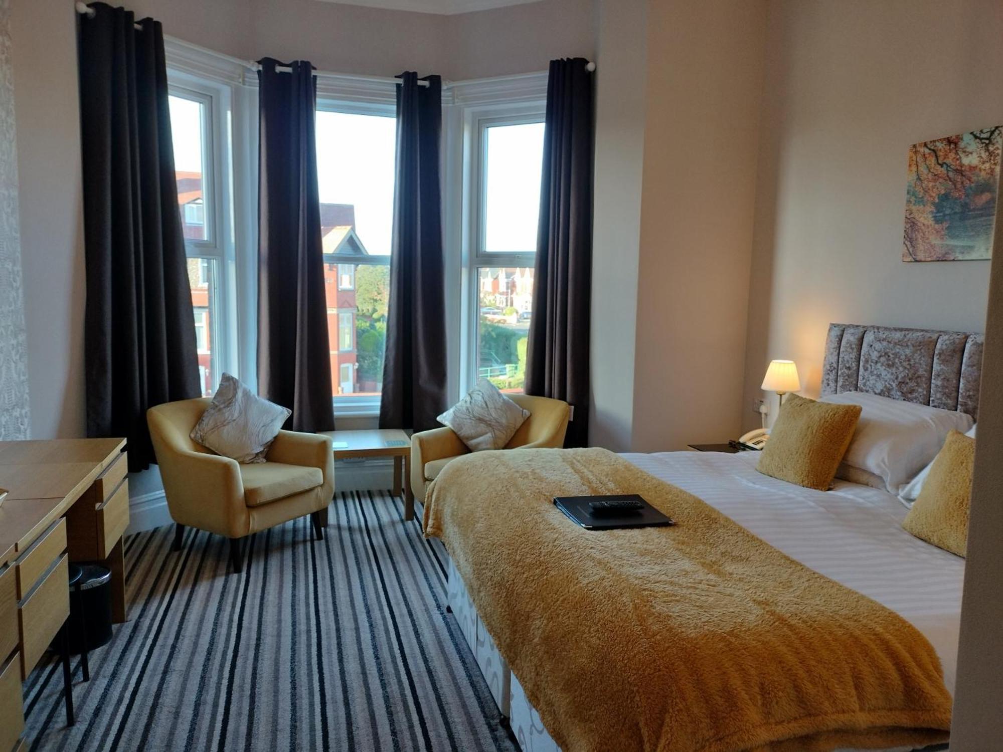 Edendale House Bed & Breakfast Саутпорт Стая снимка