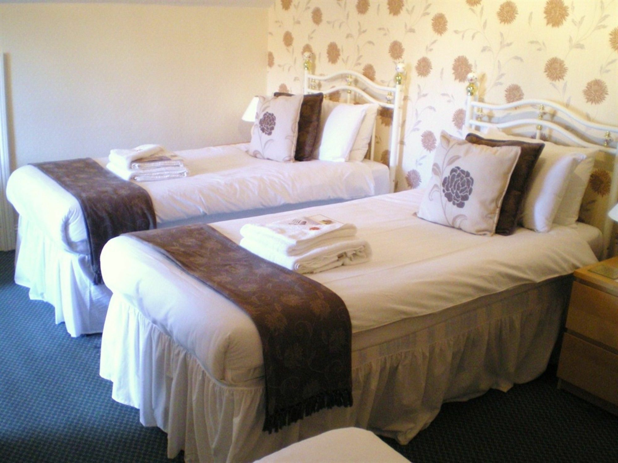 Edendale House Bed & Breakfast Саутпорт Екстериор снимка